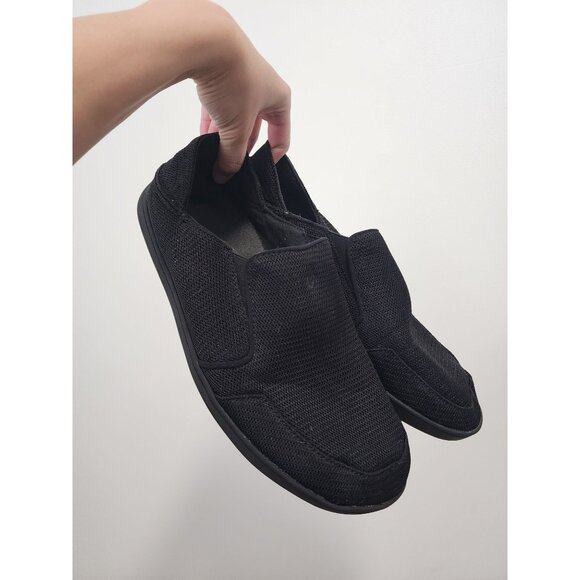 OluKai Nohea mesh black slip on sneakers 10